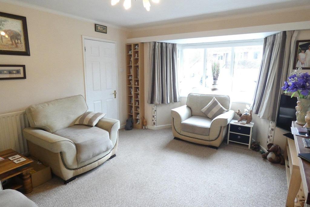 Dower Road, Four Oaks 3 bed semidetached house £425,000