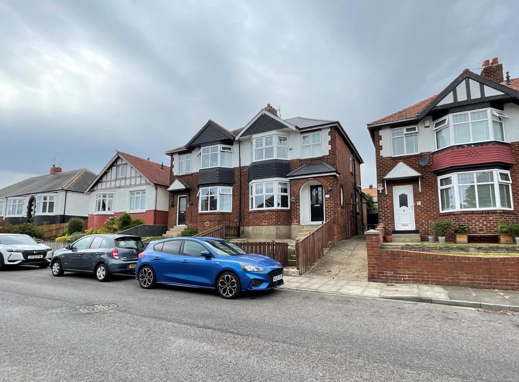 Ryehill Gardens, Hartlepool 3 bed semidetached house £155,000