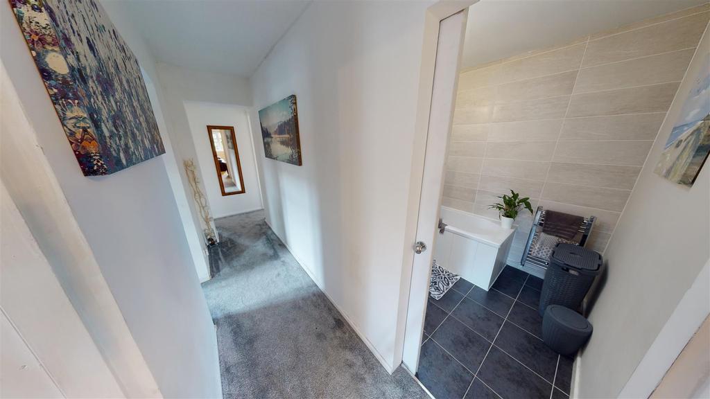 Aviemore Close Hallway