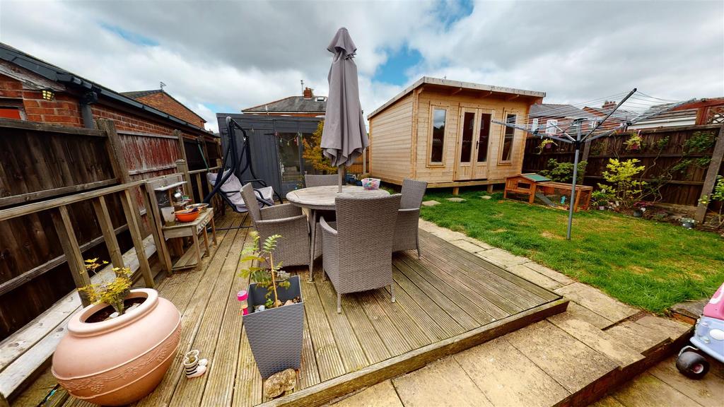 Aviemore Close Rear