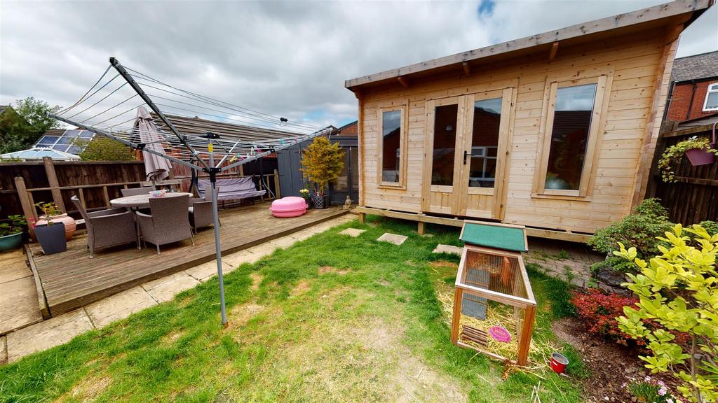 Aviemore Close Rear