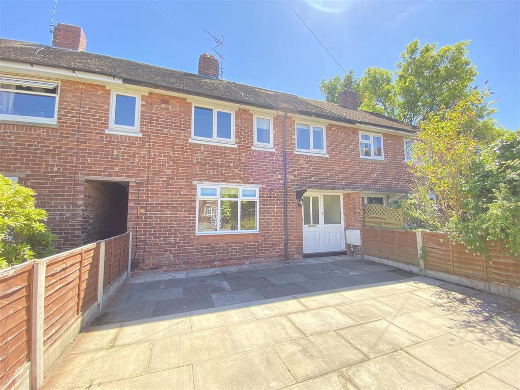 Heywood Close, Alderley Edge 4 bed terraced house £372,000
