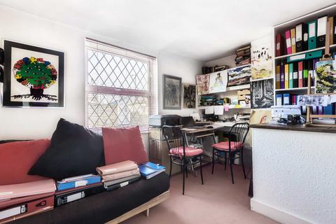 208 High Street, Barnet, EN5 5SZ