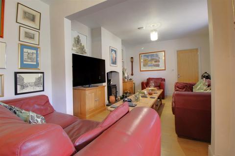 7 Albion Street, Gloucester, GL1 1UE
