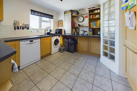 51 Hilldown Road, Hemel Hempstead, HP1 3JD
