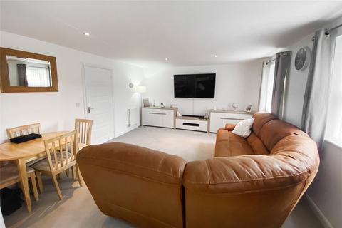 Flat 1, Pepper Pot Court, 25 Blackbourne Chase, Littlehampton, BN17 7FL