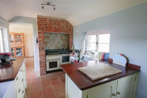 4 bedroom detached house for sale, Walnut Cottage, Framlingham, Suffolk