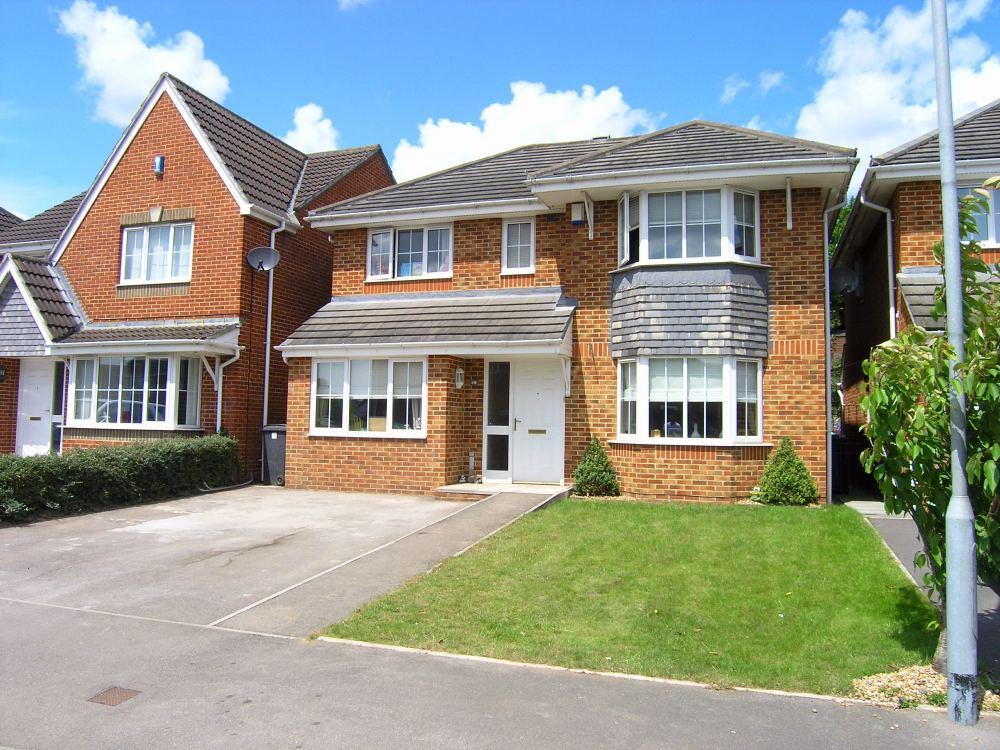 Capel Edeyrn, Pontprennau, Cardiff., CF23 4 bed detached house £1,650