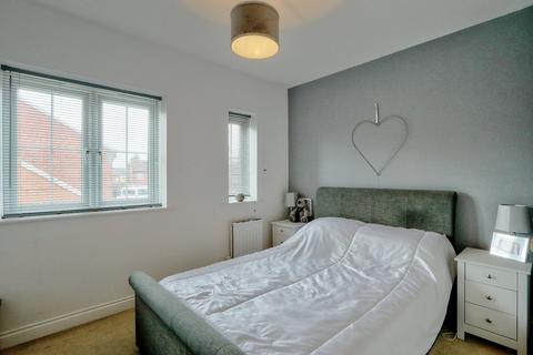 59 Aidan Court, Middlesbrough, TS5 4BS