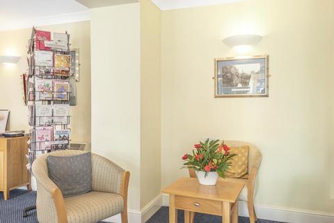 1 bedroom retirement property for sale - Newbury,  Berkshire,  RG14