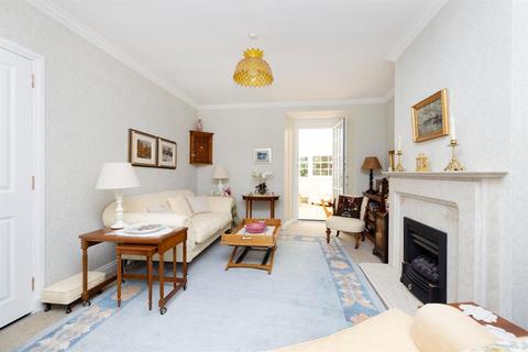 2 bedroom terraced house for sale - 3 Newmills Court, 460 Lanark Road West, Balerno, Edinburgh