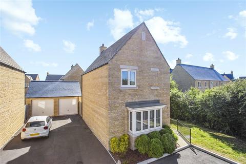 3 bedroom detached house to rent, Robin Close, Bourton-on-the-Water, Cheltenham, Gloucestershire, GL54