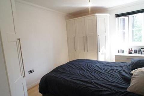 1 bedroom apartment to rent, Winchester Close, Waltham Abbey, EN9