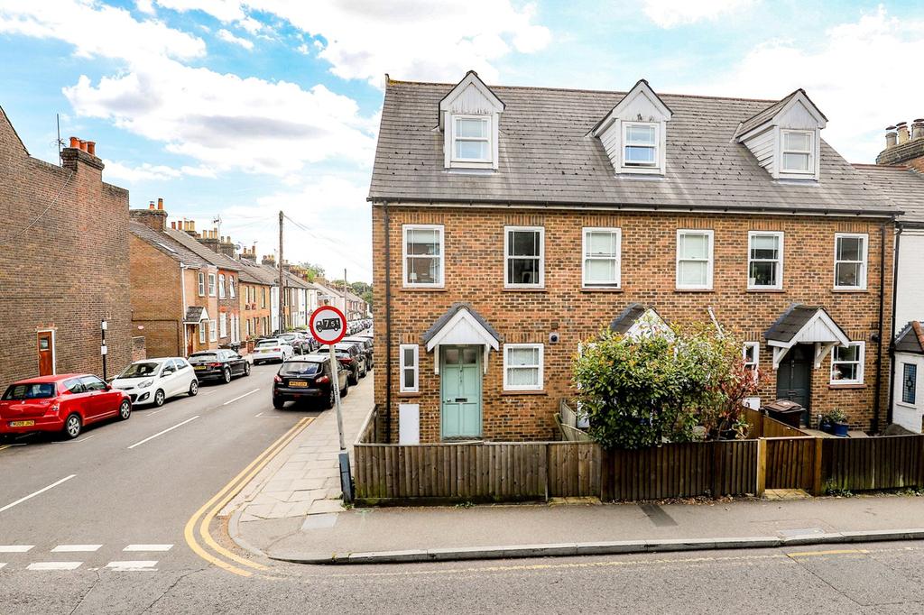 Hatfield Road, St. Albans, Hertfordshire, AL1 3 bed end of terrace