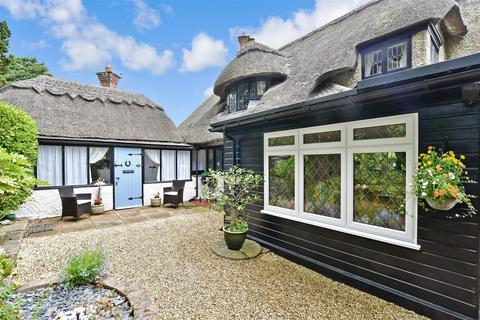 3 bedroom character property for sale - Newport Road, Apse Heath, Isle of Wight