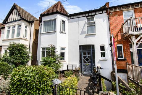 52a Cranley Road, Westcliff-on-sea, SS0 8AL