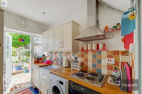 39 Foxley Road, Thornton Heath, CR7 7DX