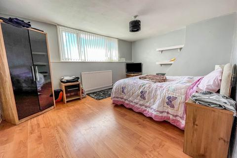 9 Walter Terrace, Easington Lane, Houghton Le Spring, DH5 0JJ