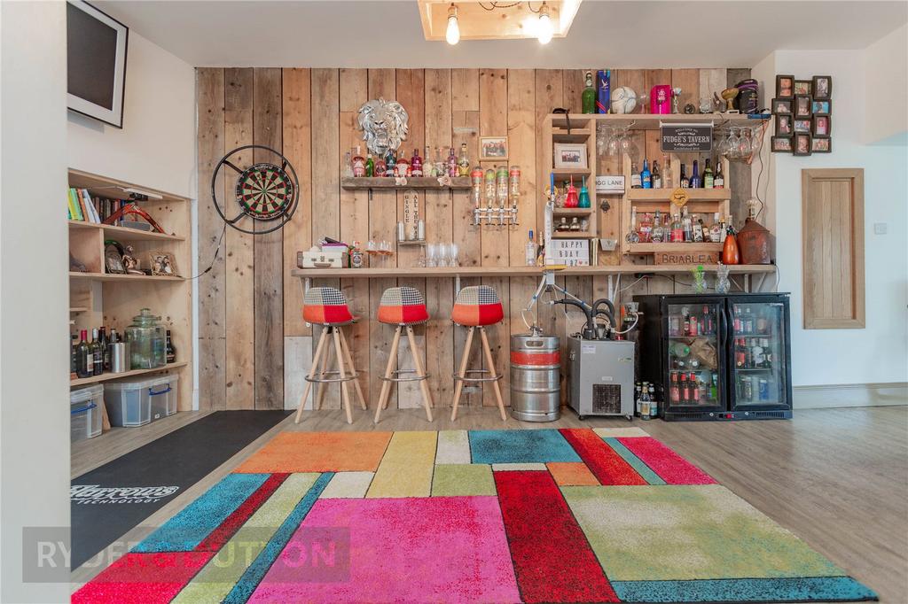 Bar/Family Room