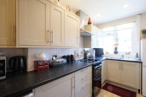 67 Gresham Road, Hall Green, Birmingham, B28 0HX