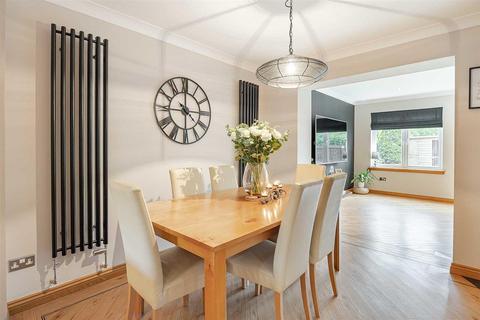 122 Bridgend Park, Bathgate, EH48 2AY