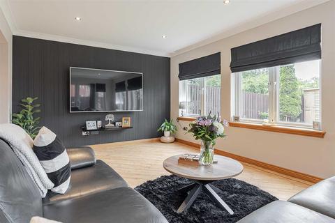 122 Bridgend Park, Bathgate, EH48 2AY