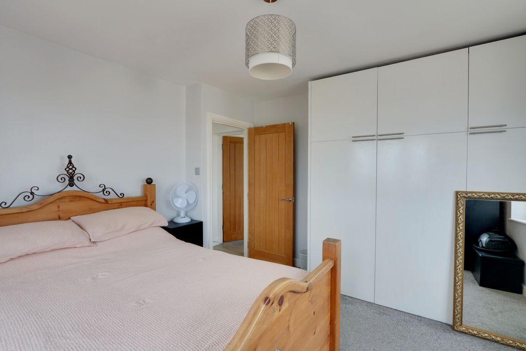 Bedroom 1 (Double)