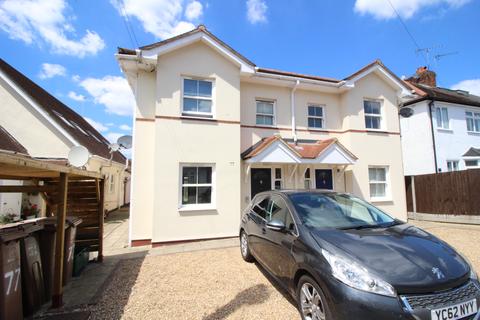 Flat 1, 77 Washington Road, Worcester Park, KT4 8JG