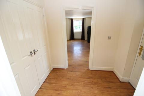 Flat 1, 77 Washington Road, Worcester Park, KT4 8JG