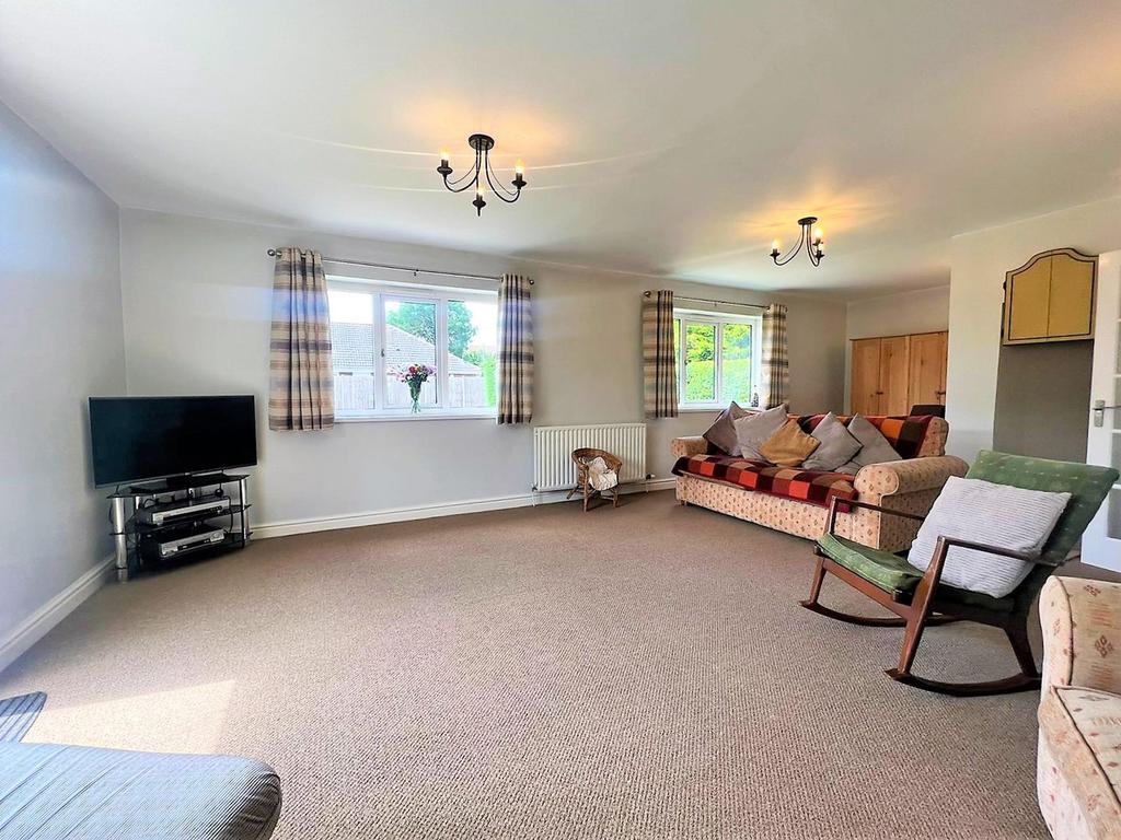 Horncastle Road, Bardney, LN3 5 bed detached house £525,000