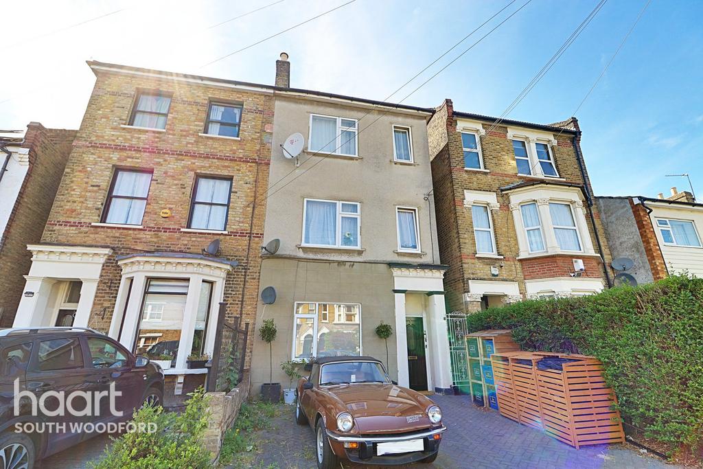 Stanley Road, South Woodford, London, E18 2 bed flat for sale £375,000