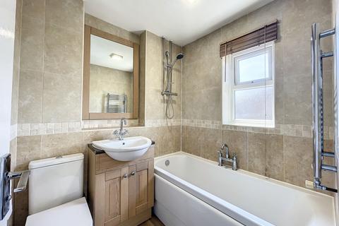 8 Dowling Close, Snodland, ME6 5PF