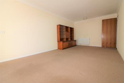 2 bedroom flat for sale - Warwick Avenue, Bedford, MK40