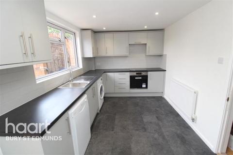 3 bedroom terraced house to rent - Willcox Avenue