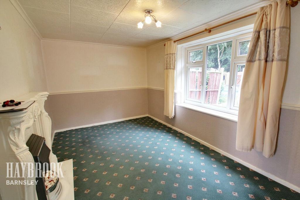 Oak Street, Grimethorpe 3 bed semidetached house £95,000