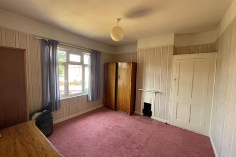 9 Hind Crescent, Erith, DA8 3BP