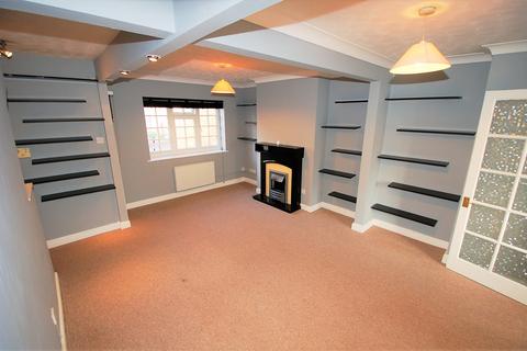 1 bedroom flat for sale, High Street, Bagshot