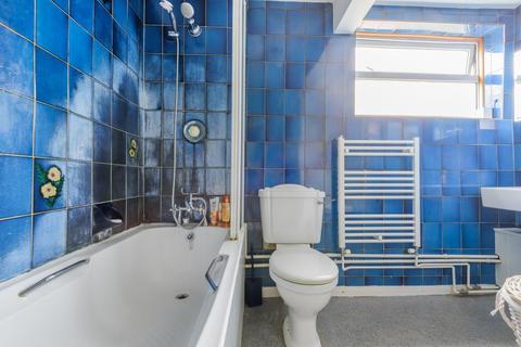 8 Cliddesden Road, Basingstoke, RG21 3DU