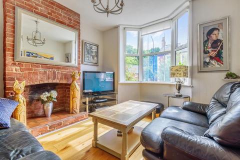 8 Cliddesden Road, Basingstoke, RG21 3DU