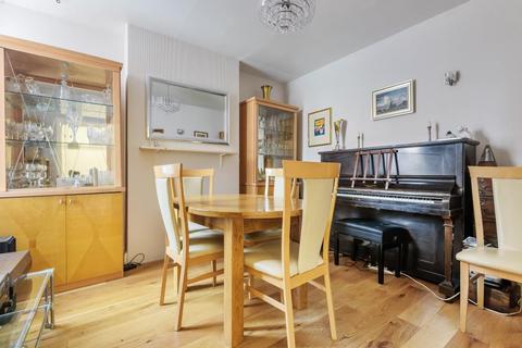 8 Cliddesden Road, Basingstoke, RG21 3DU