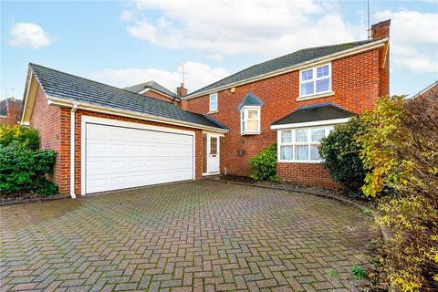 4 bedroom detached house to rent, Saint Andrews Gardens, Cobham, Surrey, KT11