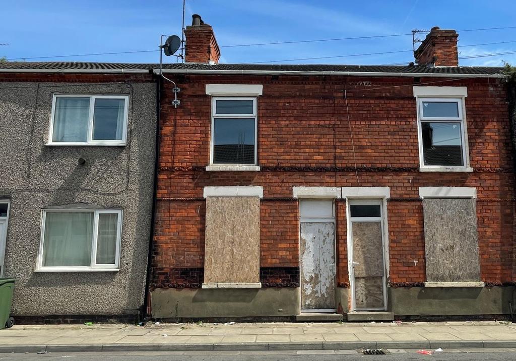 169 Rutland Street, Grimsby, South... 3 bed terraced house £15,000