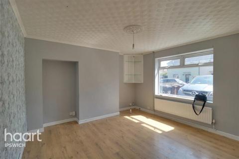 3 bedroom semi-detached house to rent, Robeck Road, Ipswich