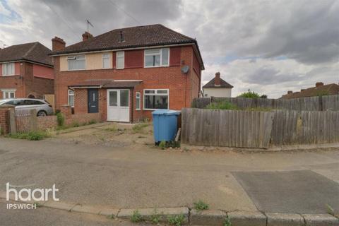 3 bedroom semi-detached house to rent, Robeck Road, Ipswich