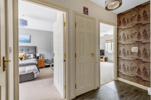 Flat 6, 3 Hyde Meadow View, Witney, OX28 6FP