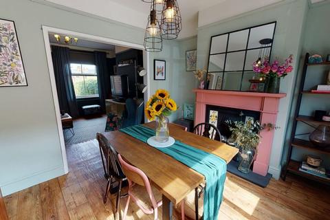 34 Beechwood Road, Northampton, NN5 6JT