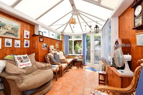 206 Northdown Road, Welling, DA16 1NF