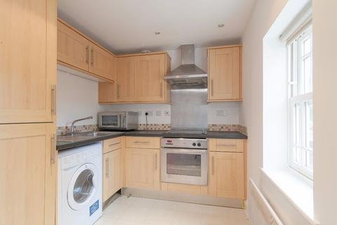 Flat 6, 61 Arragon Road, Twickenham, TW1 3NG