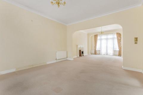 2 The Drive, Edgware, HA8 8PR