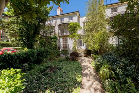 5 Downshire Hill, London, NW3 1NR